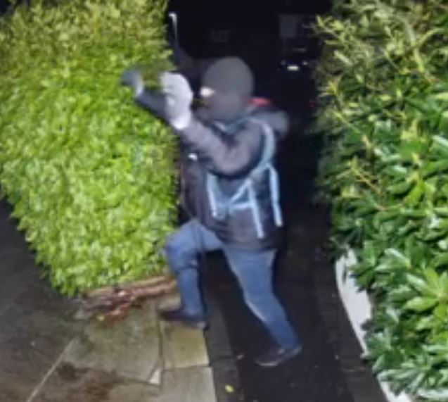 Attempt vehicle theft, Poole, 24 January 2024.jpg